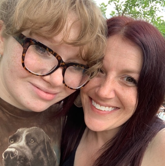 Meet your Posher, Julia - Picture 14 of 16